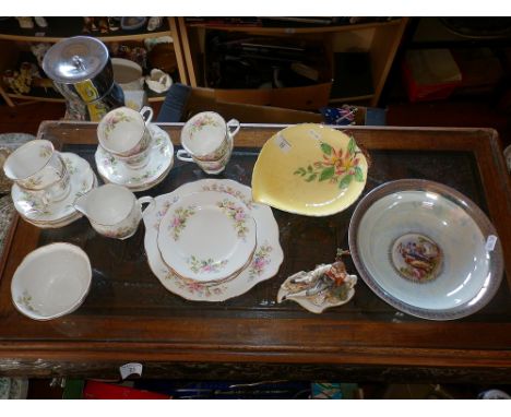 Carlton Ware salad bowl, a Royal Albert Moss Rose tea set and two other items