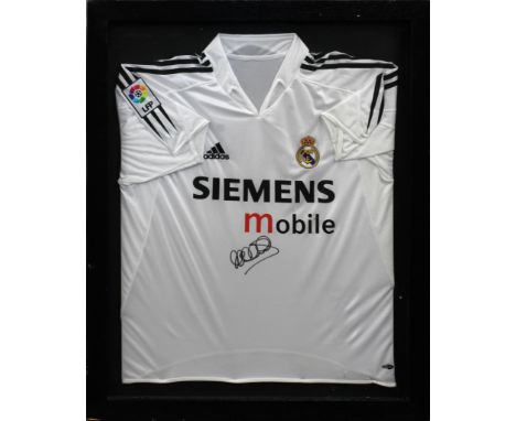  A 2004-2005 Real Madrid home football shirt sign by Micheal Owen in black marker to centre just below 'SIEMENS MOBILE', fram