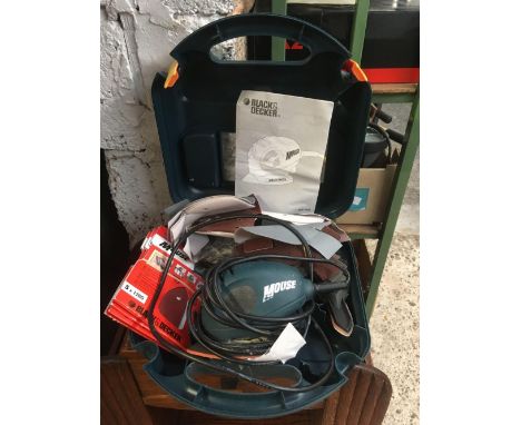 BLACK &amp; DECKER MOUSE NOSE SANDER WITH SPARE SHEETS