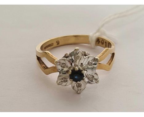 9ct 7 STONE RING, TOTAL WEIGHT 2.7g