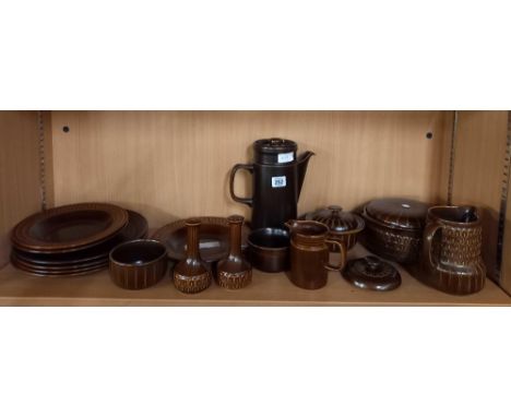 SHELF OF WEDGWOOD PENNINE VALUABLE DINNERWARE