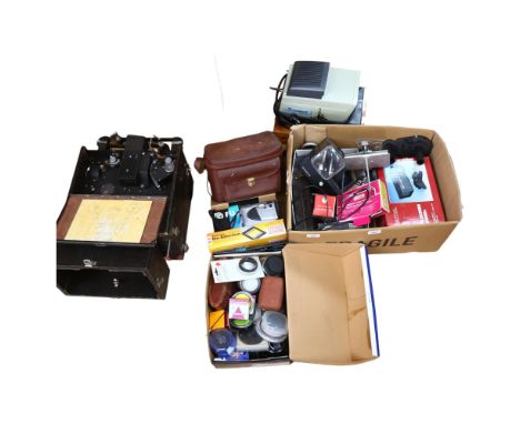 GB EQUIPMENTS LTD - a World War II film projector, in original carry case, model S516, no. 483, and a quantity of Vintage cam