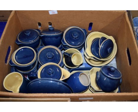 BOX CONTAINING CERAMIC KITCHEN ITEMS, MADE IN DENBY STYLE