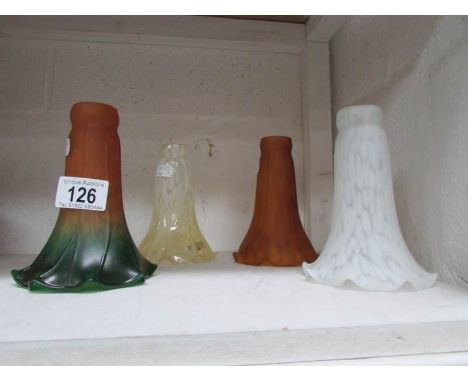 4 'Lily' lamp shades