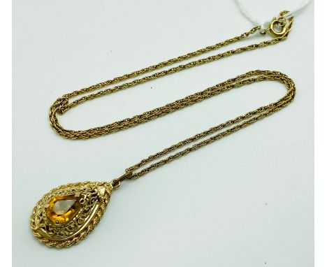 9CT GOLD CITRINE PENDANT ON CHAIN - 20''CHAIN- APPROX 9G