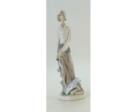 Lladro Large Figure of Don Quixote Standing with Sword