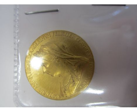 Diamond Jubilee of Queen Victoria 1897,gold medal, 26mm diam., bust left, crowned, veiled and draped. VICTORIA ANNVM REGNI SE