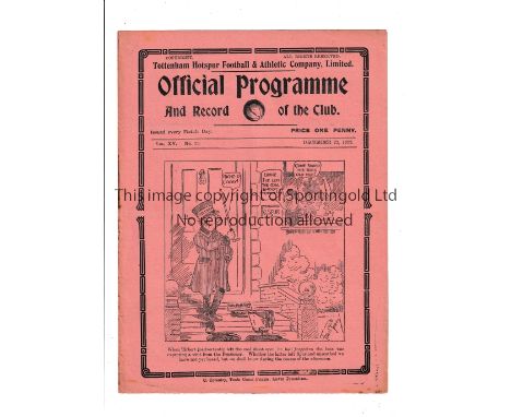 TOTTENHAM HOTSPUR V CHELSEA 1922     Programme for the League match at Tottenham 23/12/1922, very slightly creased.      Gene
