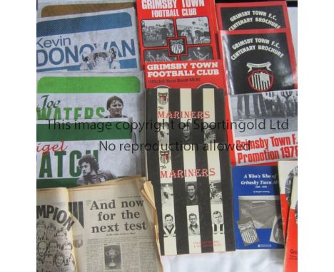 GRIMSBY TOWN     A miscellany including softback book A Who's Who, Players' Souvenir Brochure 1971/2 X 2, large team group po