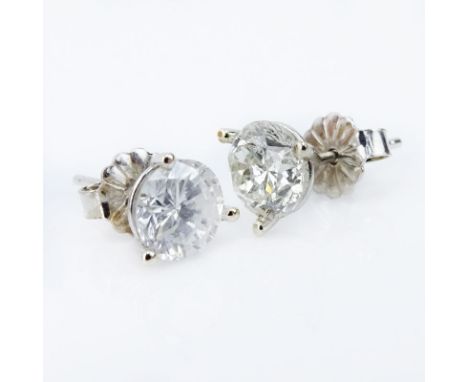 Approx. 1.68 Carat Round Brilliant Cut Diamond and 14 Karat White Gold Ear Studs. Diamonds SI2-SI3 clarity, K-L, G-H color. G