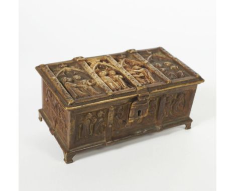 SCHATULLE, Manufaktur Fritz Potthoff/ Münster,Messing/ Bronze, allseits reliefiert, stilistisch u im Dekor der Gotik nachempf
