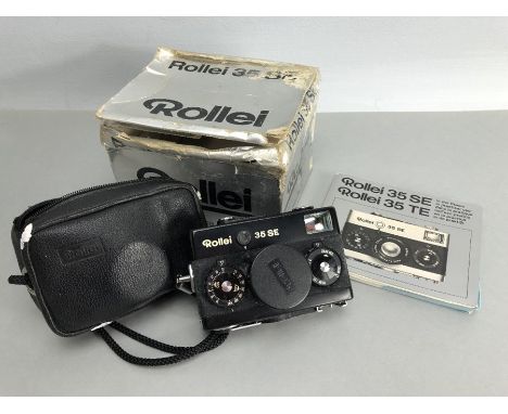 Rollei 35SE Compact Camera, with Rollei-HFT Sonnar f/2.8 40mm lens and original case