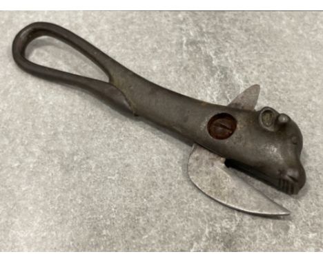 Late Victorian Bully Beef cast iron can opener bulls head produced for US Army 1860 to WWI