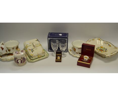 Ceramics - a Losal Ware Water Lily pattern cheese dish and cover;  a Losal Ware footed sweetmeat dish, printed floral decorat