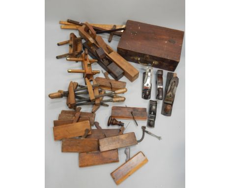 A large quantity of named planes, rulers, and various other tools.