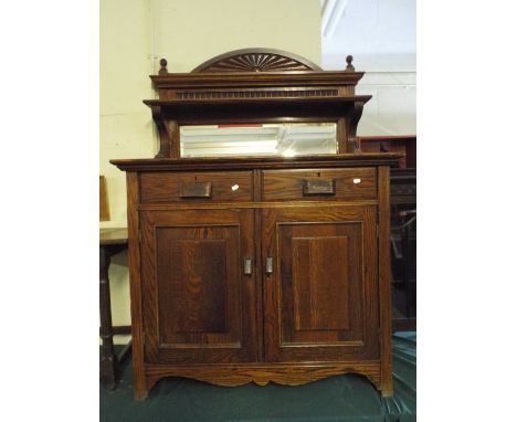 A Late Victorian Oak Mirror Back Sideboard with Drawers and Cupboard and Raised Gallery Shelf. 