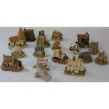 Collection of Lilliput Lane Cottages including Robins Gate, Puddlebrook, Santas Little Helper etc