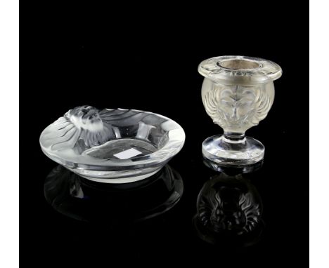 Lalique, tete de Lion glass dish/ashtray with lion head in relief, 14.5 cm  and a similar table lighter holder, used for tea 