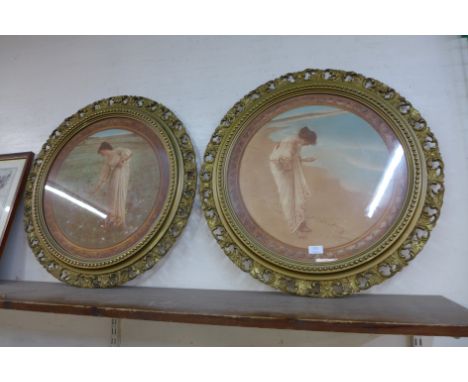 A pair of circular Pre-Raphaelite prints, framed 