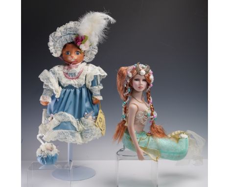 Charming pair of boxed collector dolls, including a whimsical anthropomorphic cat doll from Kingstate The Dollcrafter title V
