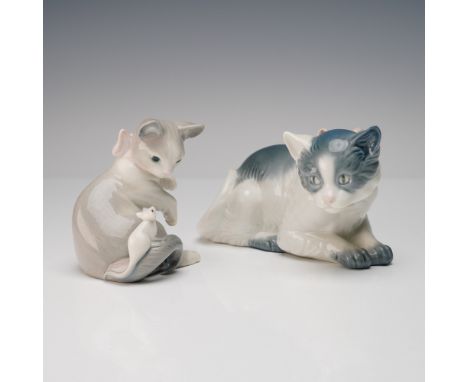 Pair of Spanish porcelain cat figurines by Lladro and Nao. The first features Lladro's charming Cat and Mouse model 1005236, 