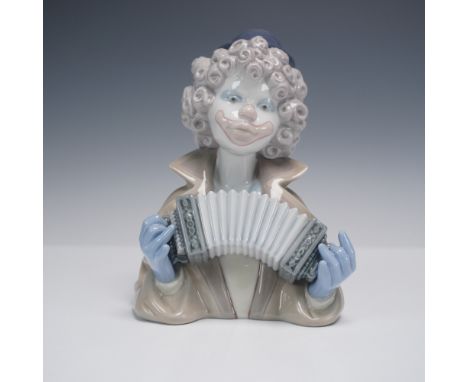 Elegant Lladro porcelain figurine titled Fine Melody (model 1005585), sculpted by Francisco Catala and issued in 1989. This g