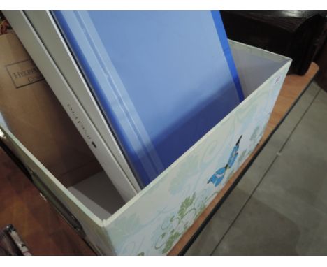 An iPad Pro, model MLOF2B/A, 12.9' 32GB WIFI only