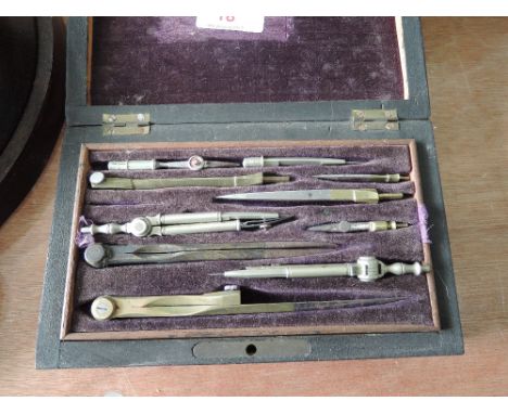 A boxed geometry set in tiered box