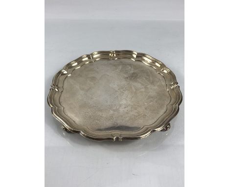 Hallmarked Silver Tray Sheffield (approx 601g) on three scroll feet maker Harrison Brothers &amp; Howson (George Howson) (Dia