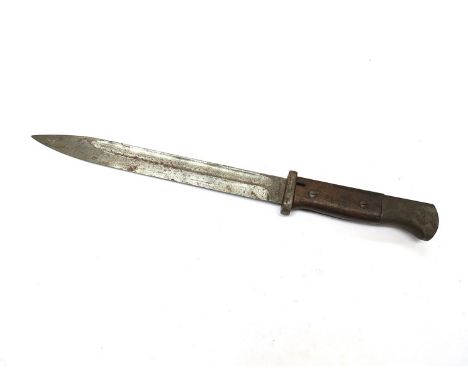 A WWII German Mauser bayonet, the blade stamped 41 cof, 8914, no scabbard 