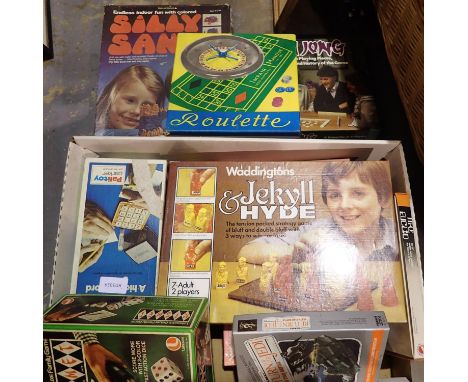 Collection of mixed board games including Mahjong and a stitch craft set. Not available for in-house P&amp;P 