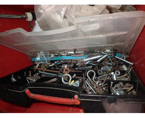 Quantity of mixed tools including fixtures and fittings. Not available for in-house P&amp;P 