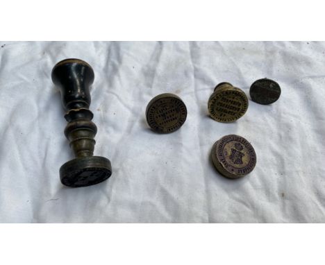  Sale Item:    BRASS HEAD WAX STAMPS (AF)   Vat Status:   No Vat   Buyers Premium:  This lot is subject to a Buyers Premium o