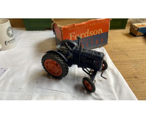  Sale Item:    FORDSON MAJOR TRACTOR   Vat Status:   No Vat   Buyers Premium:  This lot is subject to a Buyers Premium of 17.