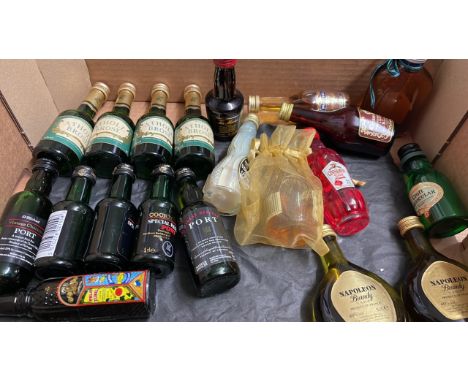  Sale Item:    BOX  ASSORTED MINIATURES PORT ETC 5CL- 20CL  Vat Status:   No Vat   Buyers Premium:  This lot is subject to a 