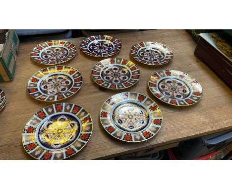  Sale Item:    8 ROYAL CROWN DERBY IMARI 1128 DINNER PLATES  Vat Status:   No Vat   Buyers Premium:  This lot is subject to a