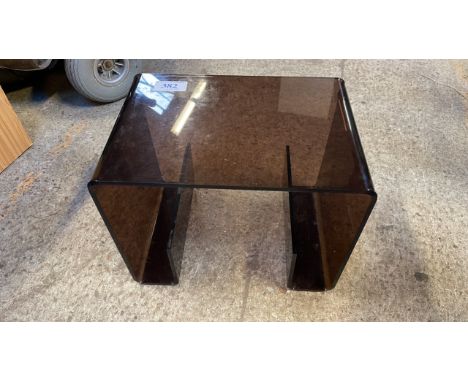  Sale Item:    PLASTIC SIDE TABLE   Vat Status:   No Vat   Buyers Premium:  This lot is subject to a Buyers Premium of 17.5% 