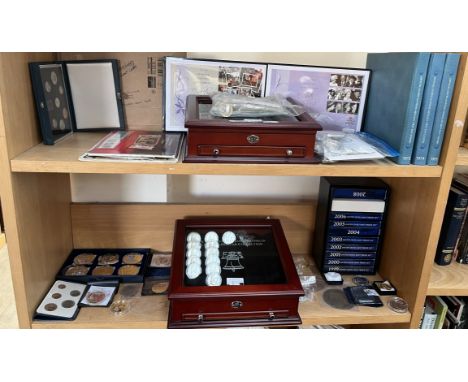 Official United Nations medallic First day covers, together with United states proof sets 1999-2008, two cabinets and other c