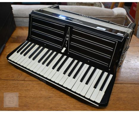 A Lido Settimio Soprani piano accordion, with case