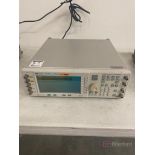 Hewlett Packard E4433B ESG-D Series Signal Generator
