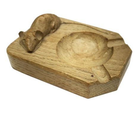 'Mouseman' oak ashtray by Robert Thompson of Kilburn, L10cm - Condition Report 