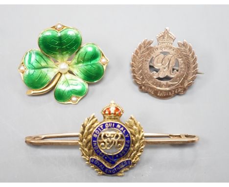 An early 20th century and two colour enamel set Royal Engineers sweetheart brooch, 5cm, gross 5.6 grams, an 18ct, seed pearl 