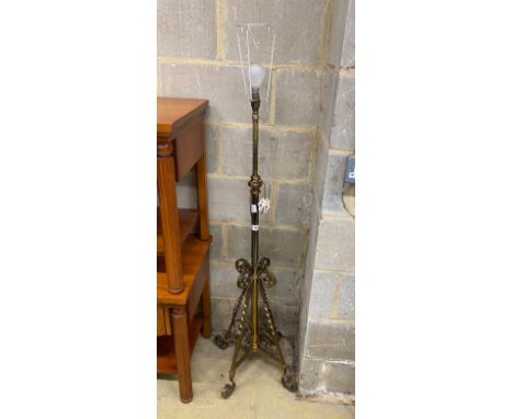 An Edwardian brass telescopic lamp standard
