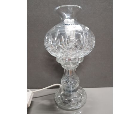 CRYSTAL CUT GLASS TABLE LAMP