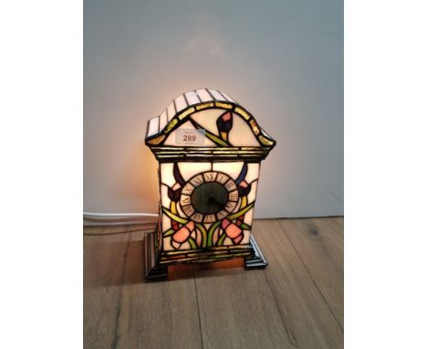 BEAUTIFUL TIFFANY STYLE CLOCK LAMP