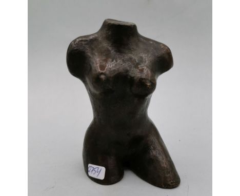 TESCHLADE, HUBERT (Münster i. W. 1921-2014 ebd.), Skulptur: "Weiblicher Torso", Bronze, hellbraun patiniert, unter dem Stand 