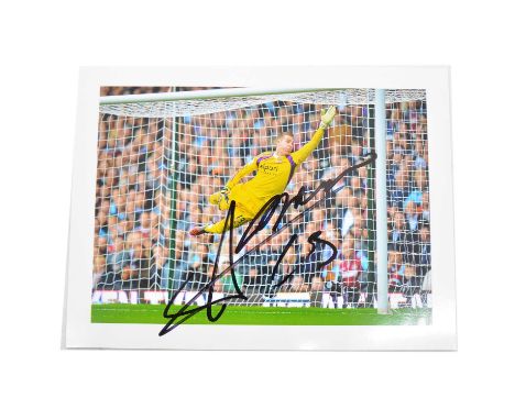 Signed Adrian 5x7 colour photograph, West Ham United
