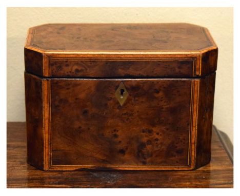Georgian yew veneer rectangular tea caddy having canted corners and hinged cover, 18cm wide   Condition: 