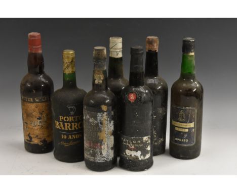 Port - Gould Campbell Fine Old Vintage Port, level mid-neck, poor labels, seals intact; S. Cantara & Co Fine Old Douro Port, 
