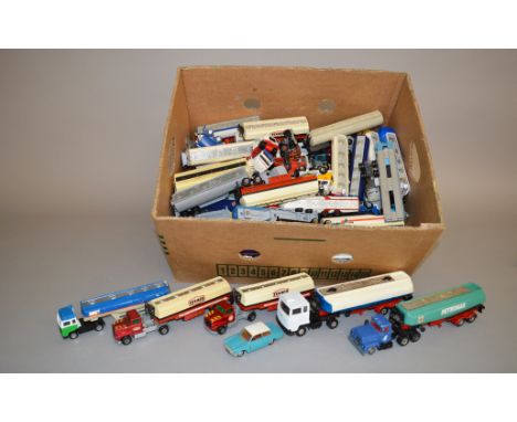 A good quantity of unboxed diecast and plastic models, many of which are Tankers, in a variety of different scales by Corgi, 